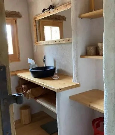 Beautiful 17th Century Bastidon In Provence